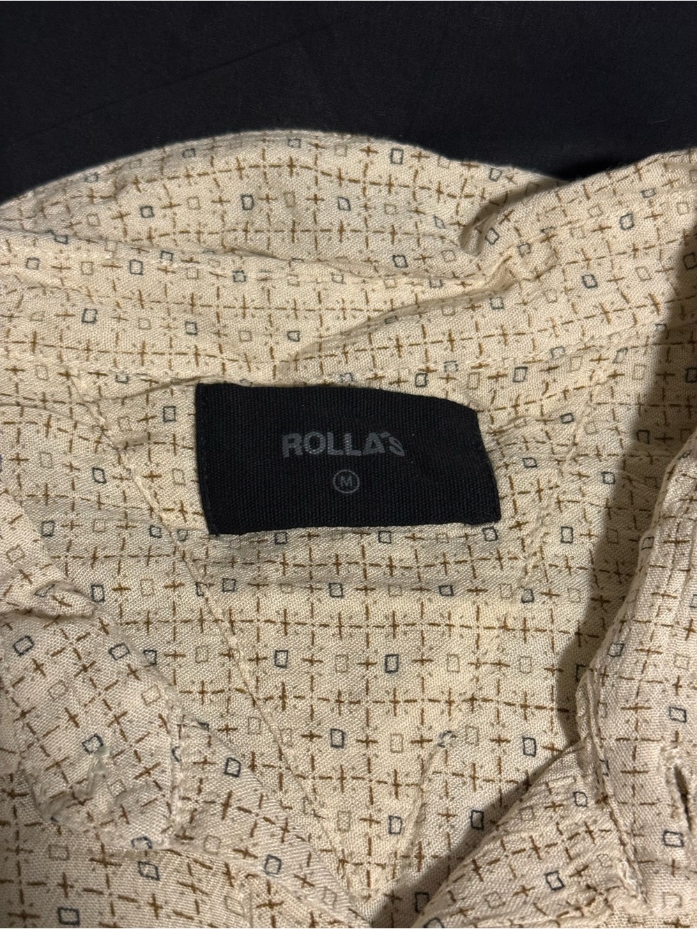 Printed button up - Picture 3 of 3